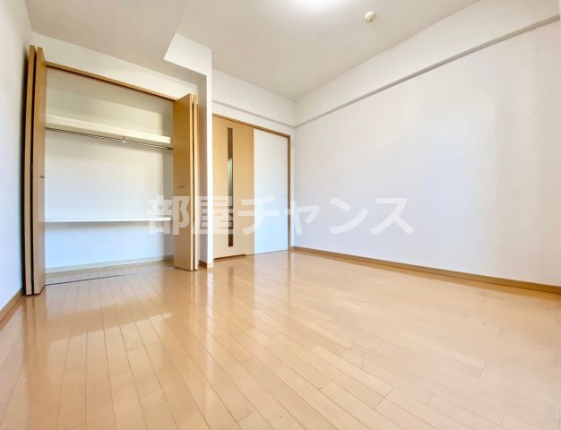 AXIS桜通内山の寝室