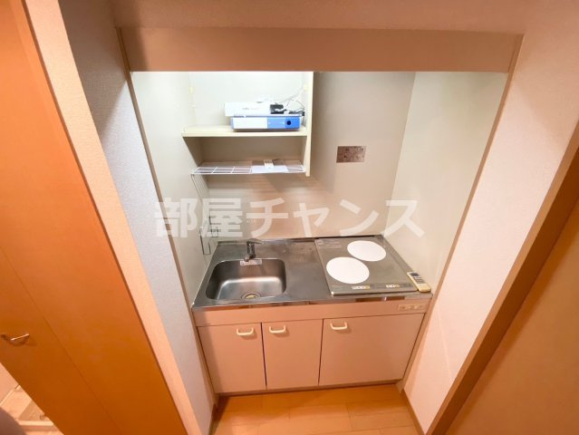 AXIS桜通内山のキッチン