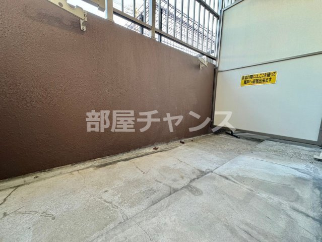 HF今池南レジデンスEASTのバルコニー