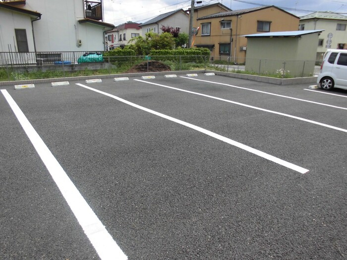 ドミール八幡Ⅱ Ｂの駐車場|駐車場