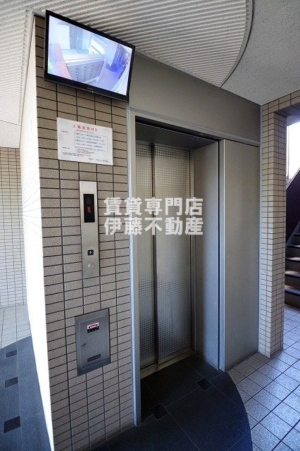 ルトゥールのロビー