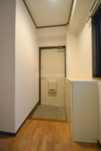 スカイシティ９番館の玄関