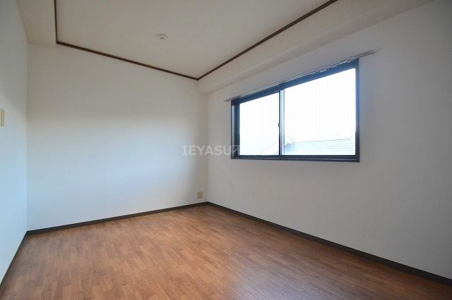 スカイシティ９番館の洋室