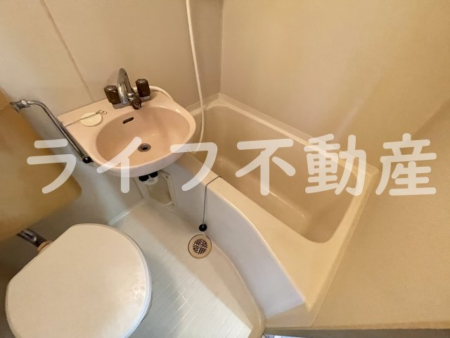 メゾン若江の浴室|お風呂です