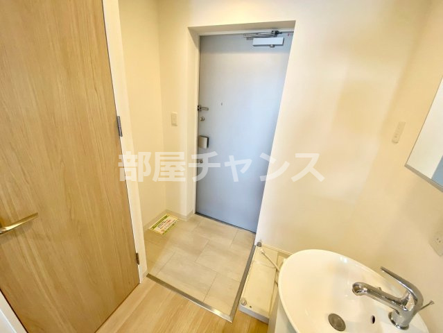 パルティール今池アネックスの玄関