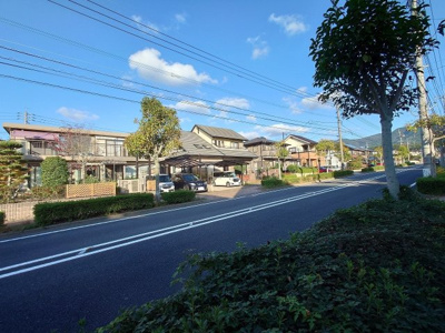 【前面道路含む現地写真】 | 星ケ丘三丁目13番18号（C-22）