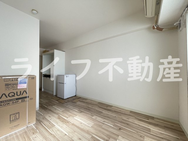 メゾン若江の居間・リビング