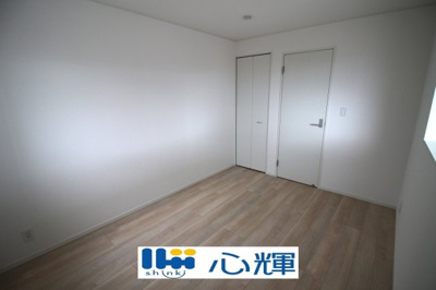 【洋室】 | クレイドルガーデン山陽小野田市鴨庄第９（１号棟） | 住まう方でカスタマイズして頂けるシンプルなデザインの内装。ご自身で素敵な空間を創り上げられます。