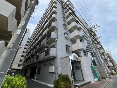 【構造・工法・仕様】 | ライオンズマンション相模原第8 | ＲＣ造、Reinforced Concreteは直訳すると補強されたコンクリートです。主に柱や梁・床・壁が鉄筋とコンクリートで構成おり、鉄筋を組んだ型枠にコンクリートを流し込んで固めたものを指します。