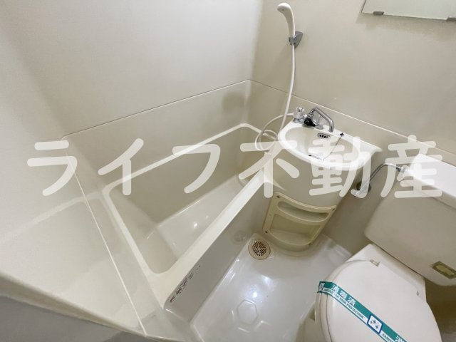 メゾン東大阪の浴室|ゆったり過ごせるお風呂です