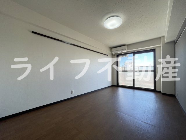 メゾン東大阪の居間・リビング|ゆったりとしたリビングです