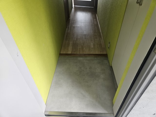 Jackson Street 521の玄関