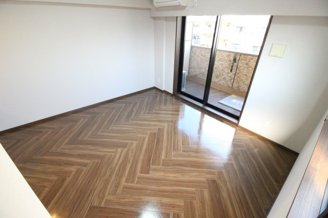 【洋室】 | PHOENIX Clove Tomoi