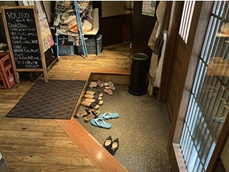 浪花ビル　1Fの内装