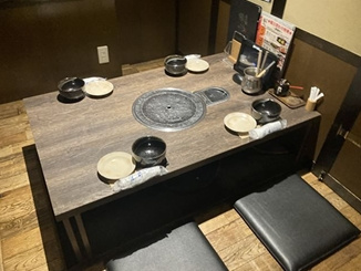 浪花ビル　1Fの内装