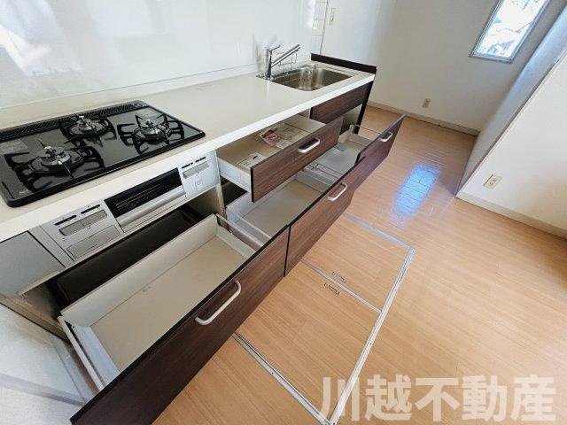 内装リフォーム済みのキッチン|ご希望の物件をお探しします