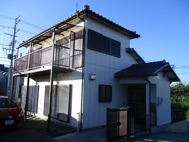 山田社が丘貸家　北棟の外観