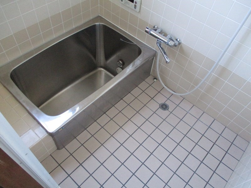 山田社が丘貸家　北棟の浴室