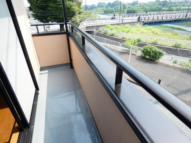 【バルコニー】