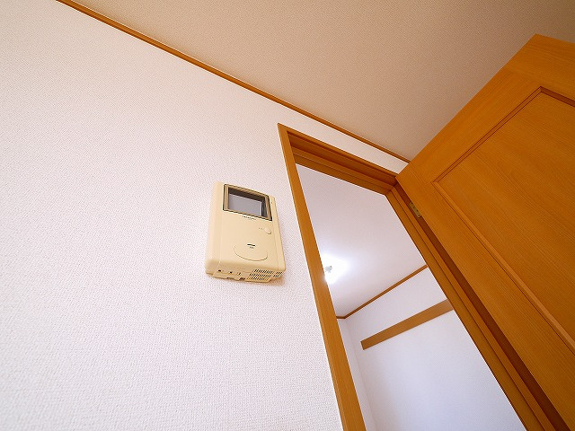 エクシージュⅠのセキュリティ|モニター付きインターホンが付いているお部屋