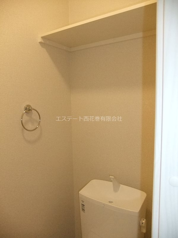 ぴのの収納|トイレに収納棚があります