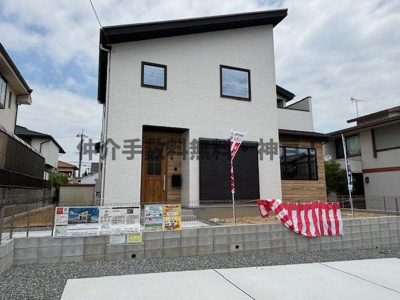 【外観】 | 神戸市西区桜が丘西町4丁目　新築戸建　仲介手数料無料！ | 落ち着いた雰囲気の外観です