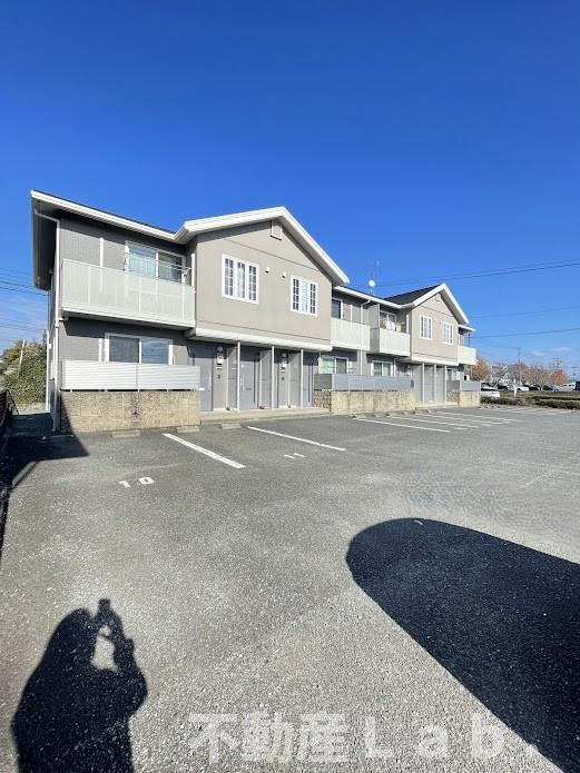 コーラルリーフの駐車場