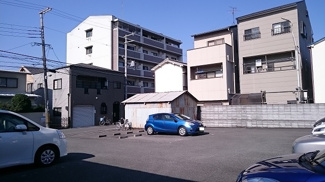 【外観】 | 井上モータープール_青空