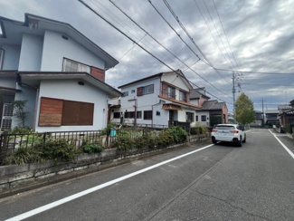 【前面道路含む現地写真】