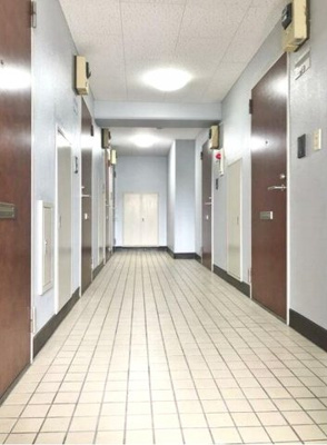 【ロビー】 | エクスクルーシェブ長崎 | 落ち着いた雰囲気のロビーです♪