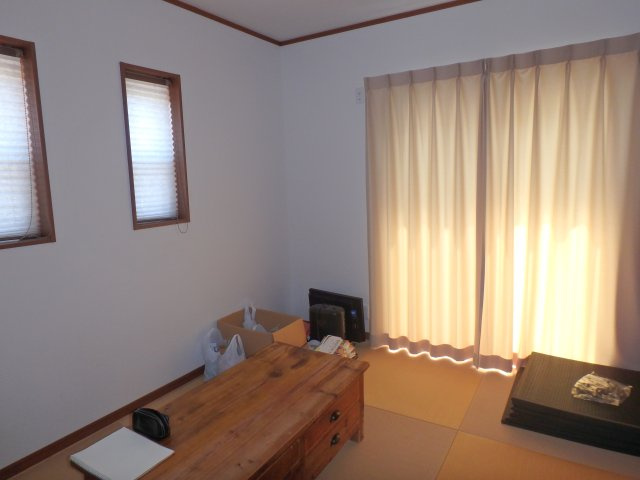 朝倉郡筑前町依井　中古一戸建の和室|6帖の和室です。