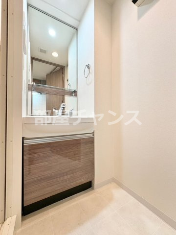 プレサンス千種アイルの独立洗面台