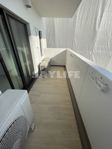 プレサンスＮＥＯ新深江リュミエル のバルコニー