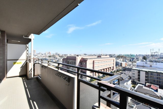 与野パークスクエアのバルコニー|バルコニーからの眺望：9階からの景色です。当社はポータルサイト掲載物件、他社様掲載物件なども含めて複数物件をまとめてご案内可能です！気になる物件はご気軽にお申し付けください。