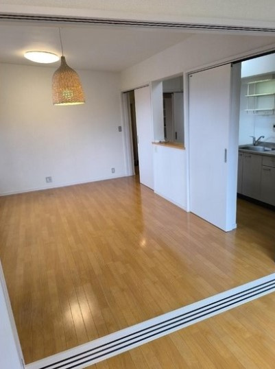 内藤ハウスの居間・リビング