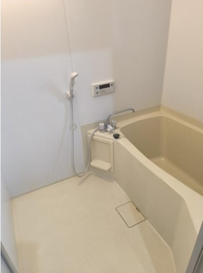 内藤ハウスの浴室