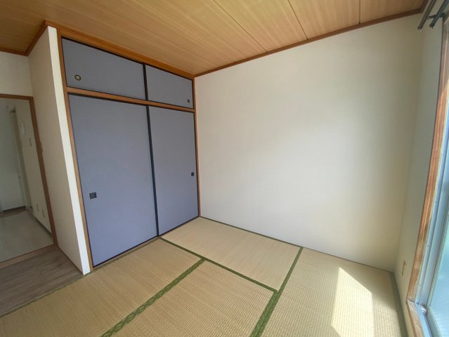 サンライズマンションの和室
