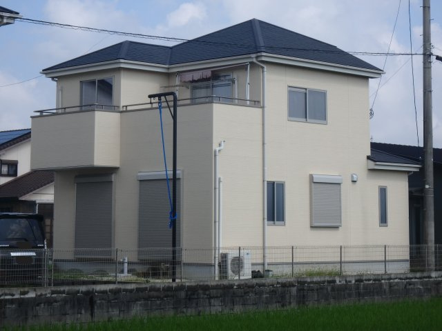大刀洗町冨多　中古一戸建の外観|駐車スペースは２台分です。