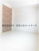 チセヌプリの寝室|広くて明るい寝室
