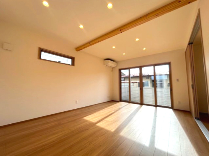 新築戸建　長野市大字南堀の居間・リビング