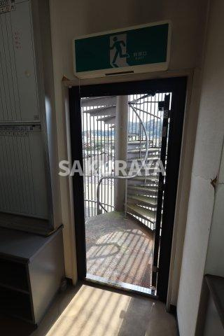 あしかがビルの内装