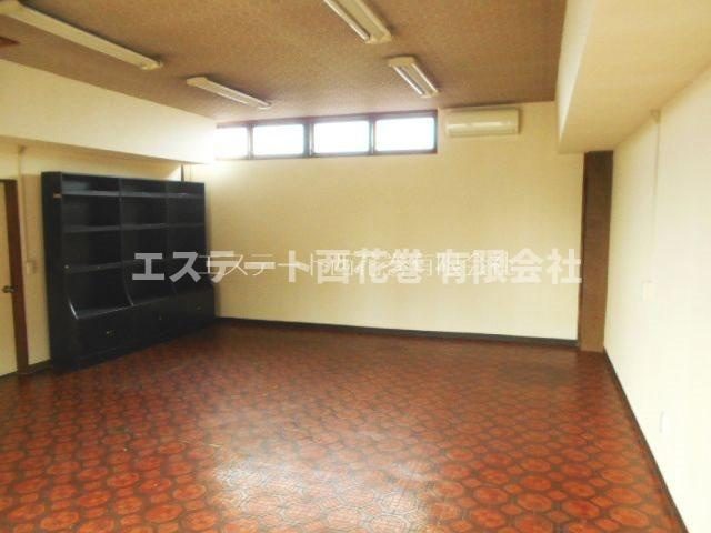 上似内貸事務所の居間・リビング