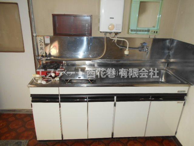 上似内貸事務所のキッチン