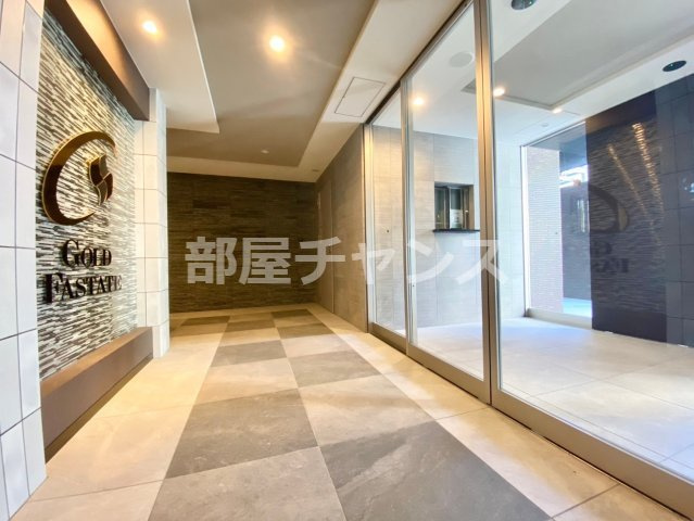 ファステート名古屋駅前アルティスのロビー