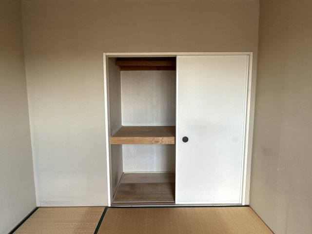 ヴィラ・Ｉの収納