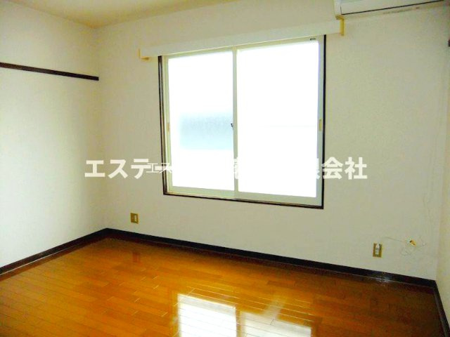 レジデンスサトウＣの洋室