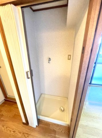 ハピネス茨木の設備|洗濯機置き場