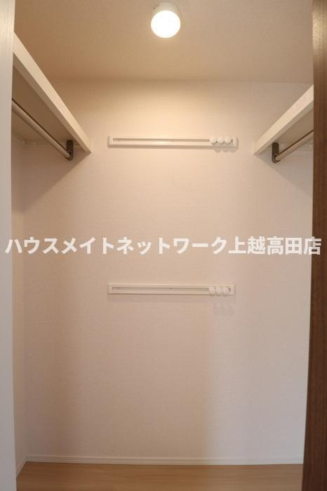 アステールの収納|クローゼット