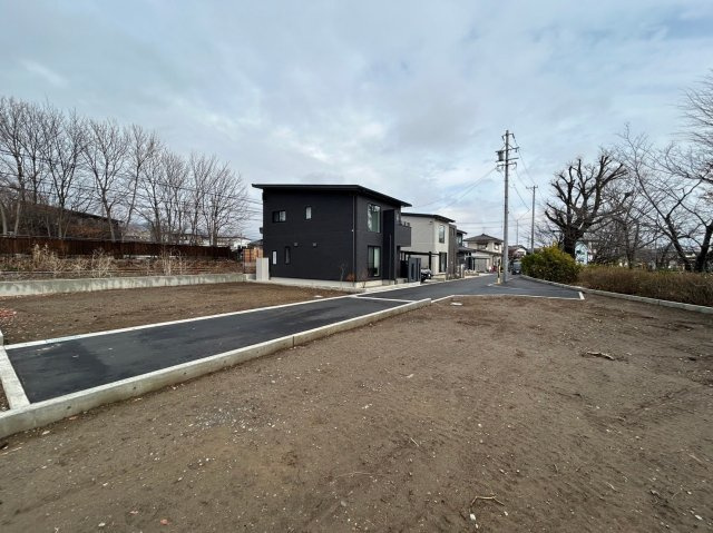 土地　長野市吉田三丁目の外観