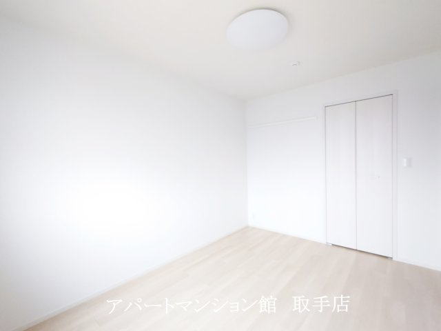 ヴィスタブライトDの玄関